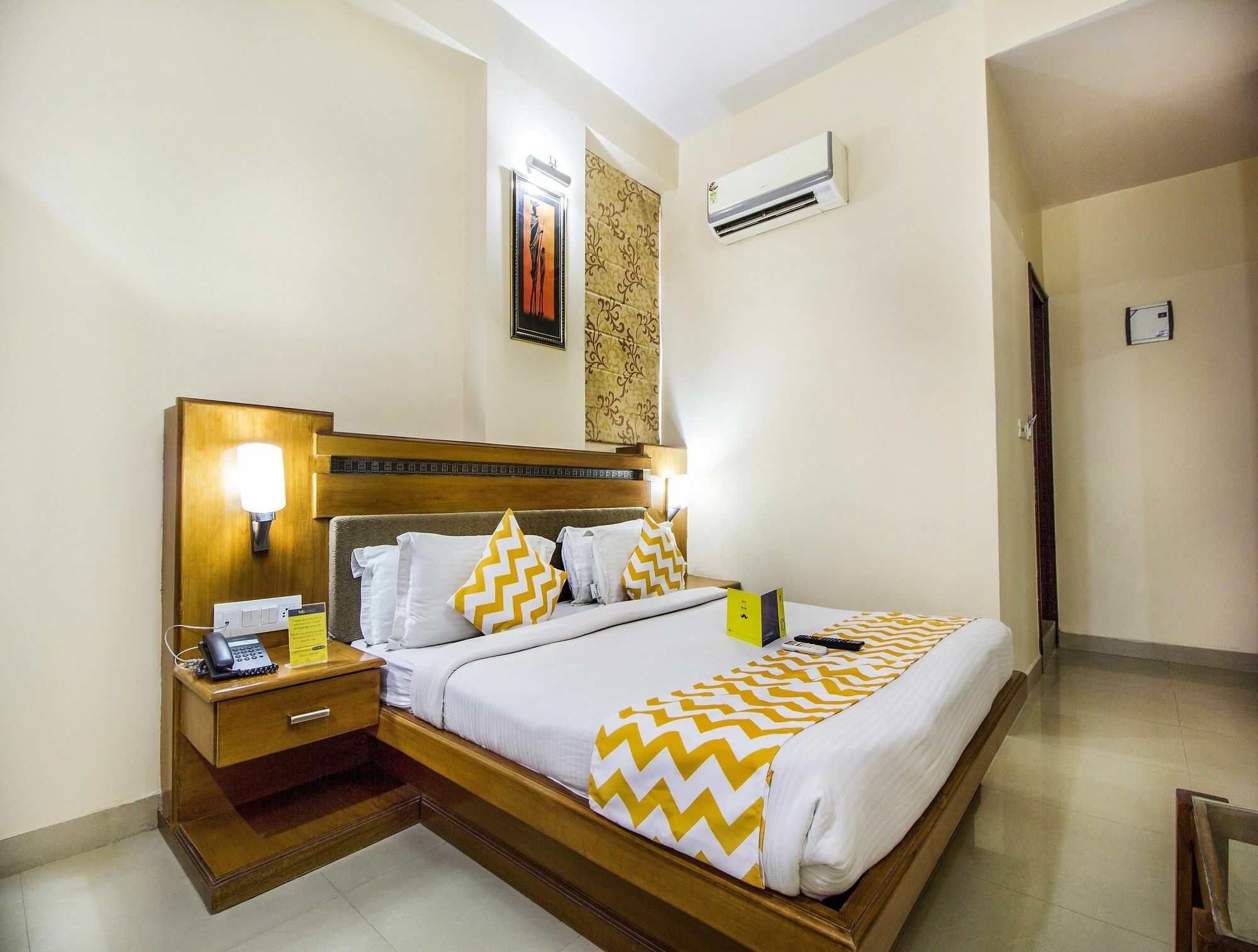Fabhotel Royal Residency Jaipur Airport Bagian luar foto