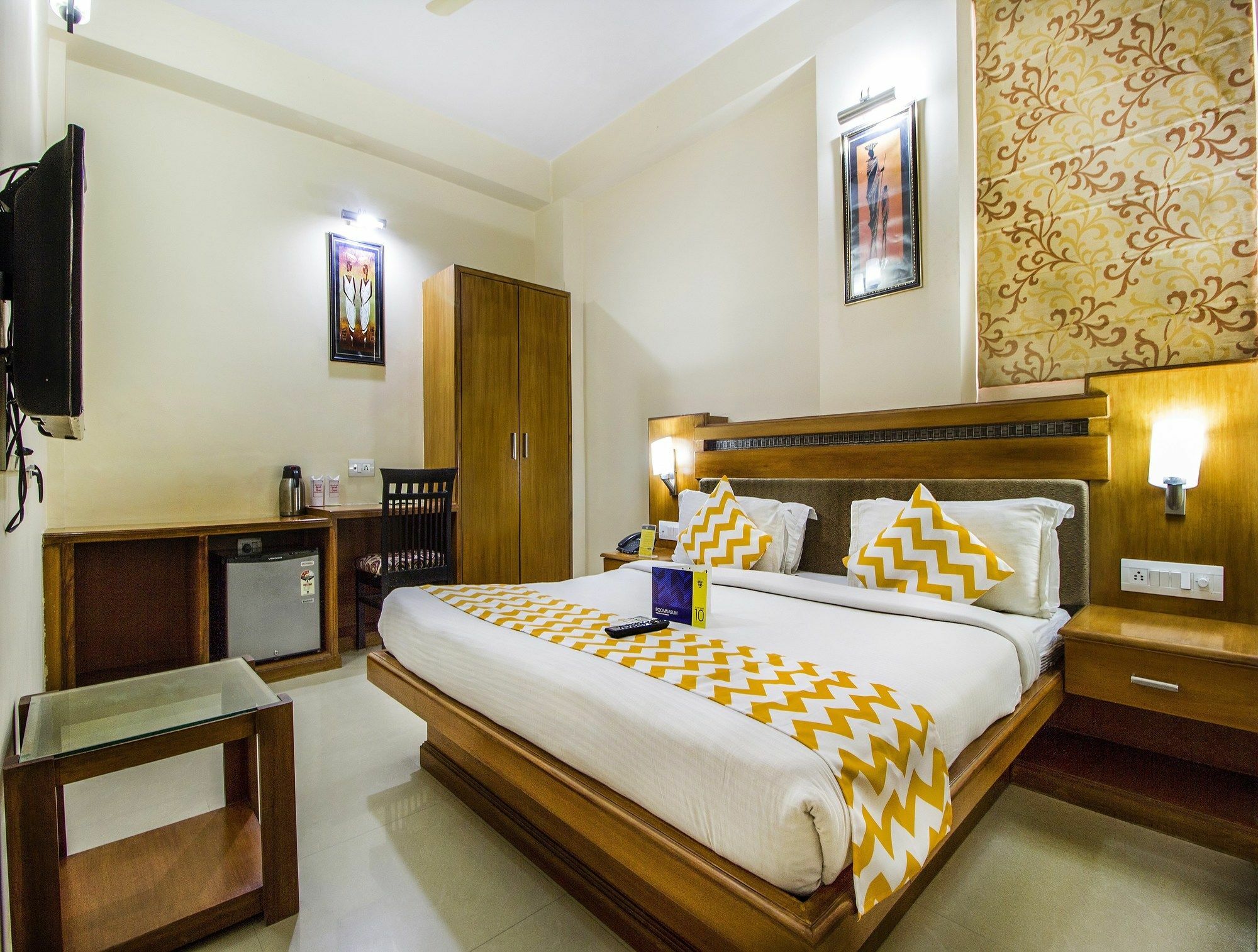 Fabhotel Royal Residency Jaipur Airport Bagian luar foto